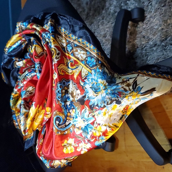 Gorgeous Silk Scarf - Picture 1 of 8